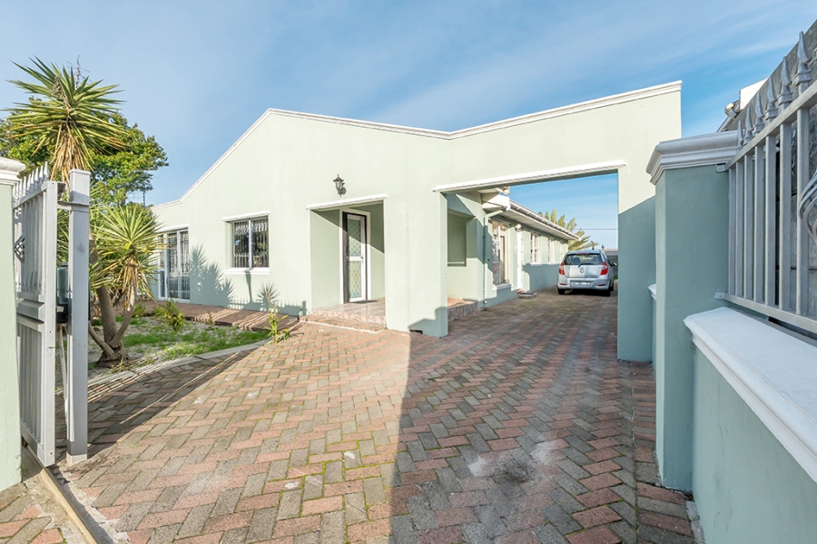 3 Bedroom Property for Sale in Ottery Western Cape